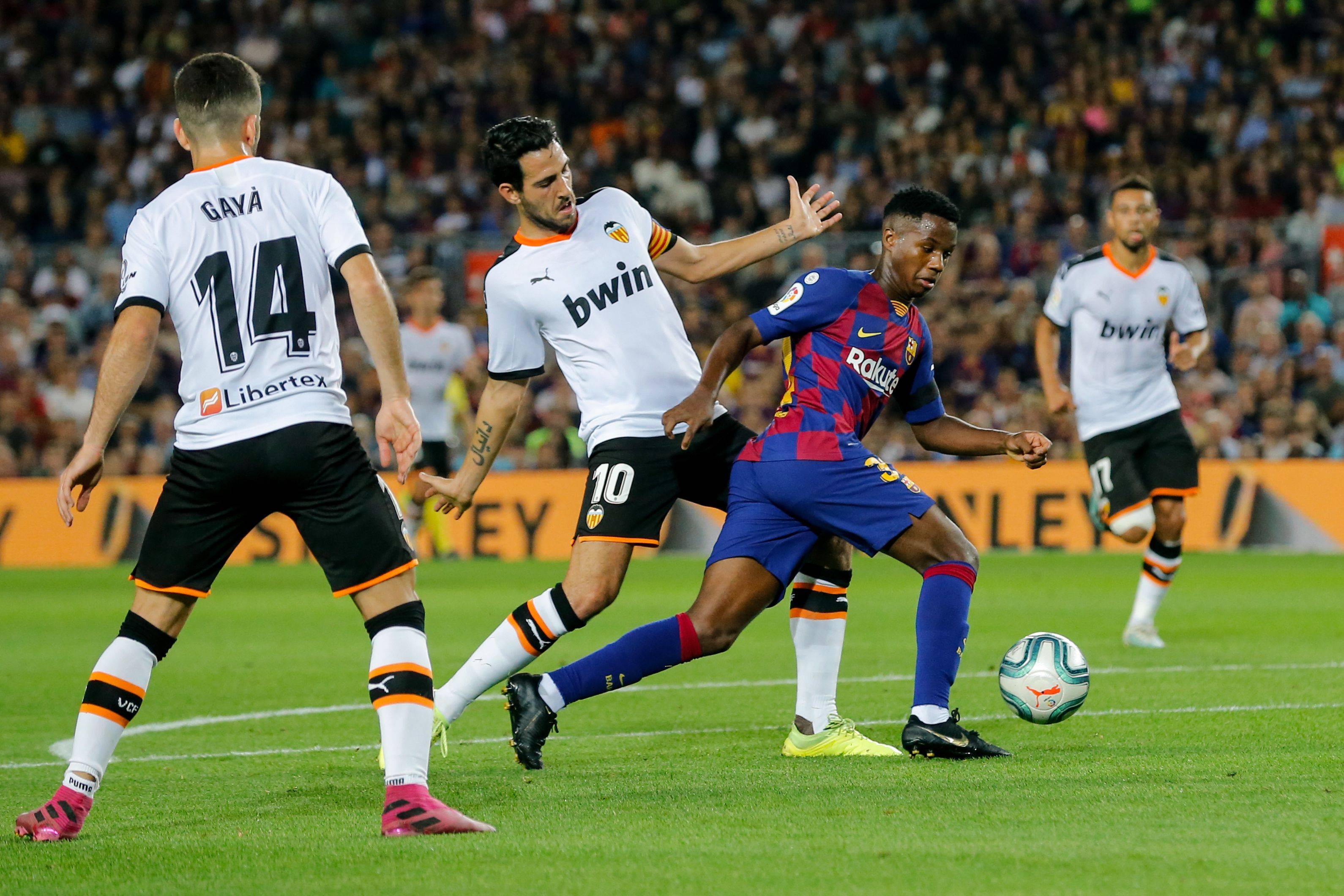 和拉伸更是 和拉伸更是