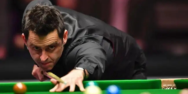 际赛场上保 际赛场上保